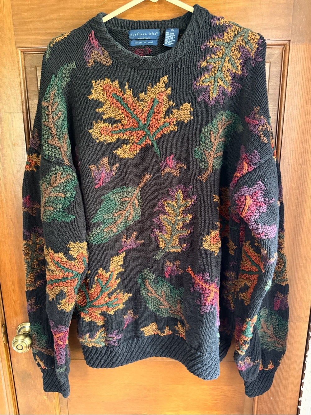 VINTAGE NORTHERN ISLES HAND KNIT SWEATER